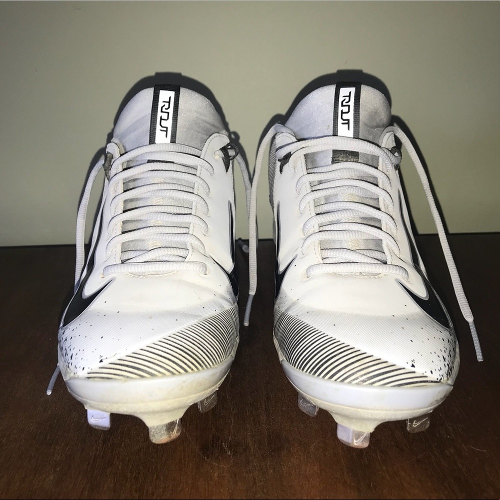 Force Trout 3 Pro Men's Baseball Cleat